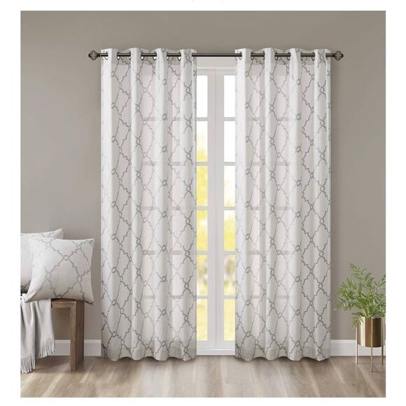 Madison Park Saratoga Single Fretwork Print Panel Grommet Top 50x63, Ivory/Grey - Picture 1 of 10